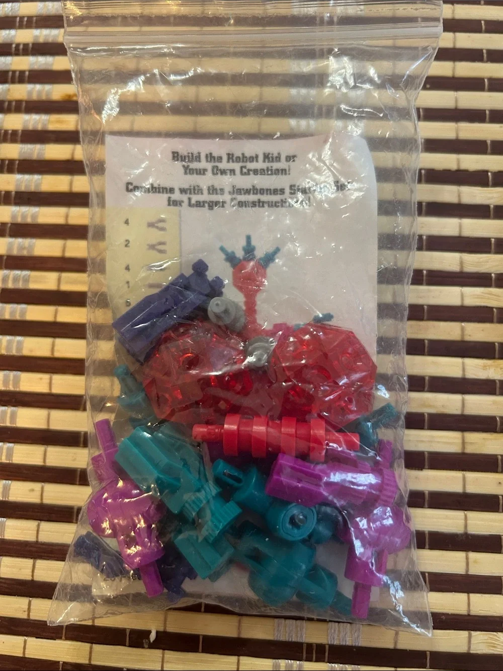 Discovery Toys Jawbones Buildable Art System Starter Set and more